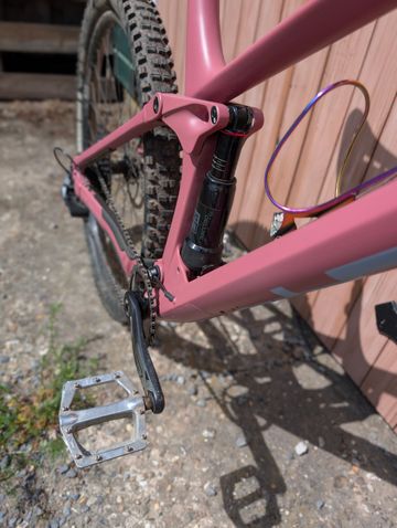 Used YT Industries Izzo Other 2025 Mountainbike, Purple — image 5 of 9