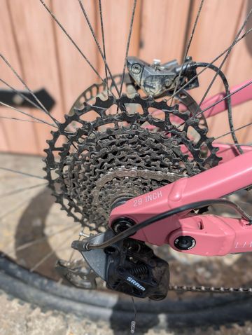 Used YT Industries Izzo Other 2025 Mountainbike, Purple — image 4 of 9