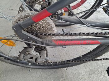 Used B’TWIN B’Twin Riverside 500 Trekking / Hybrid / Cross Bike 2024 2024 Urban, Black — image 4 of 4