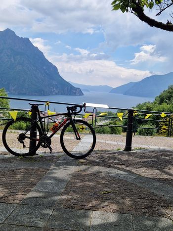 Used Giant TCR Advanced 2 2019 2019 Road & Gravel — image 2 of 3