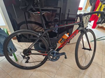 Używany Giant TCR Advanced 2 2019 2019 Road & Gravel — zdjęcie 1 z 3