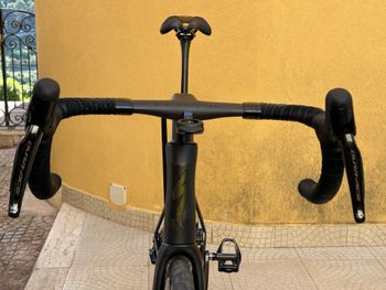 Used Specialized Tarmac Shimano Dura Ace Di2 2024 Road & Gravel — image 5 of 6