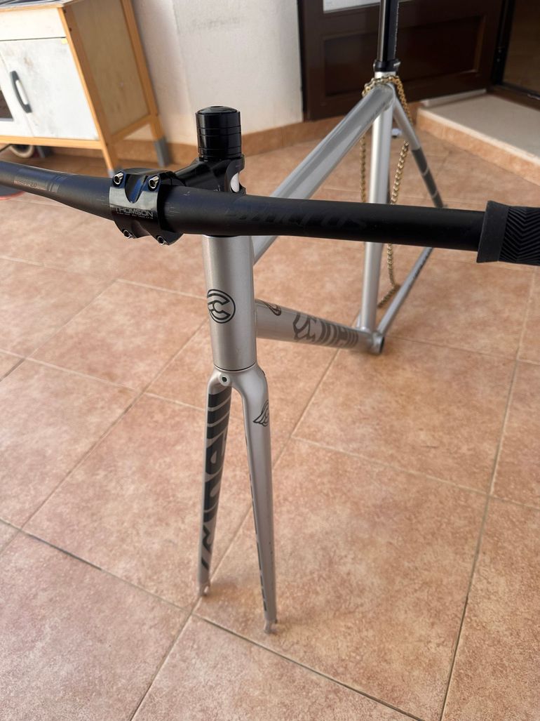 Used Cinelli Tipo Pista Track 2019 Frameset 2019 Road & Gravel — image 6 of 7