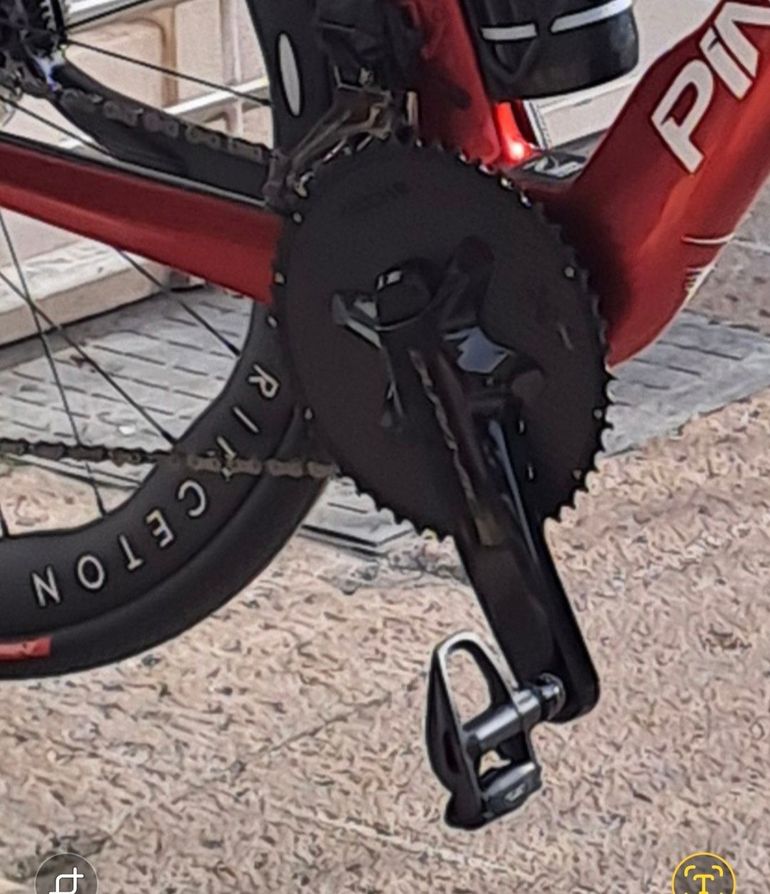Used Pinarello dogma f Pinarello dogma f Custom Shimano Dura Ace Di2 2026 Road & Gravel, Red — image 2 of 4