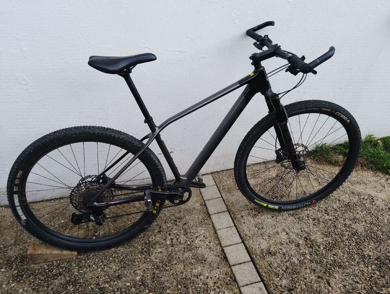 Used Orbea ALMA M30 2023 2023 Mountainbike, Black, 29 — image 1 of 8
