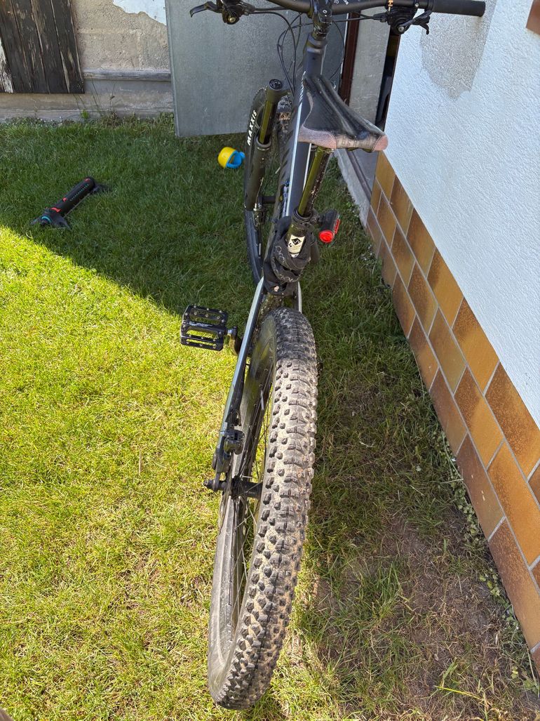Used Canyon Spectral AL 6.0 2020 2020 Mountainbike — image 3 of 3