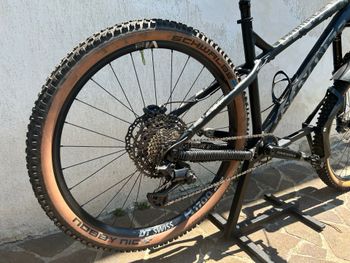 Used Dartmoor Primal Shimano Deore XT 2023 Mountainbike, Black — image 4 of 7