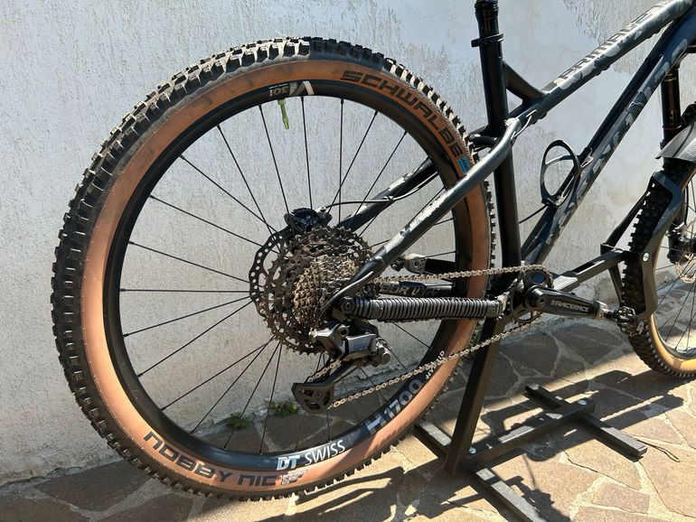 Used Dartmoor Primal Shimano Deore XT 2023 Mountainbike, Black — image 4 of 7