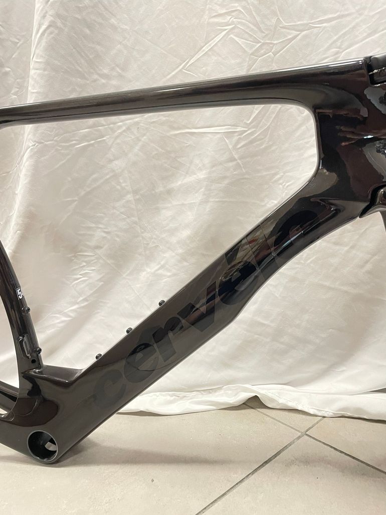 Used Cervélo S5 Frameset 2026 Frameset 2026 Road & Gravel, Black — image 3 of 10