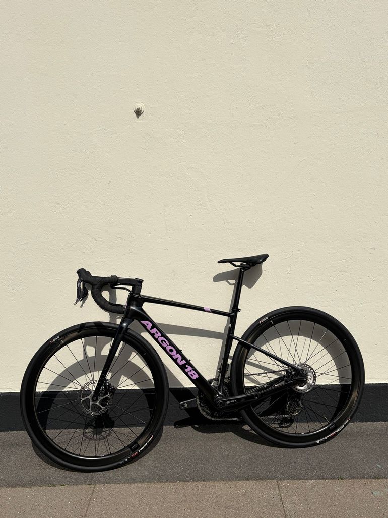Used Argon 18 Krypton Shimano Ultegra Di2 2024 Road & Gravel, Black — image 2 of 11