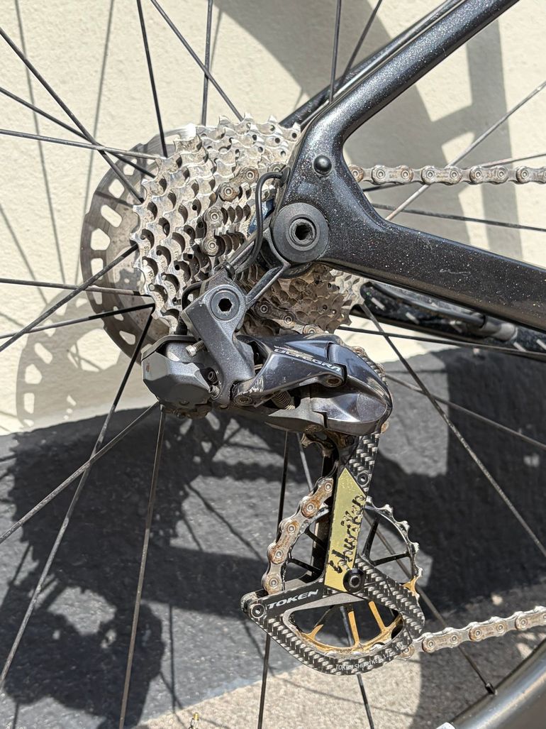 Used Argon 18 Krypton Shimano Ultegra Di2 2024 Road & Gravel, Black — image 8 of 11