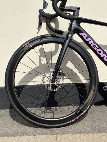 Used Argon 18 Krypton Shimano Ultegra Di2 2024 Road & Gravel, Black — image 5 of 11