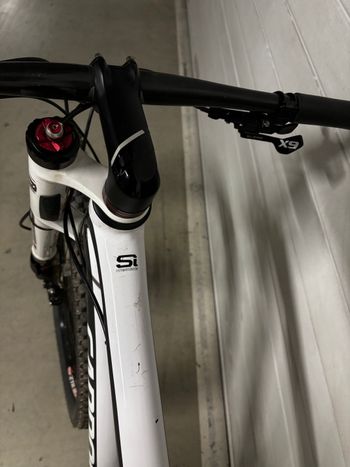 Used Cannondale FLASH 29ER 2013 Mountainbike, White — image 5 of 8