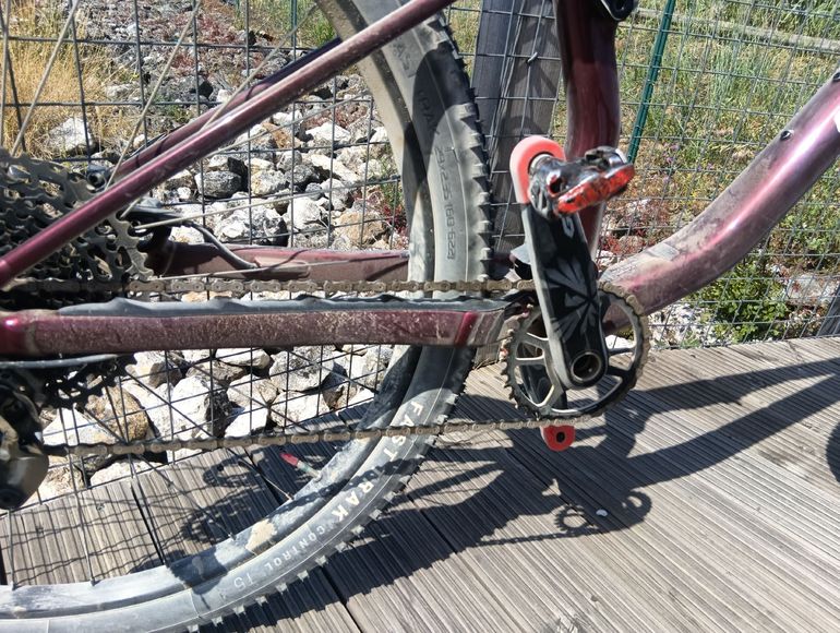 Used Specialized Chisel 2025 2025 Mountainbike, Red, 29 — image 4 of 5
