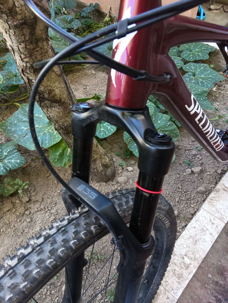 Used Specialized Chisel 2025 2025 Mountainbike, Red, 29 — image 4 of 9