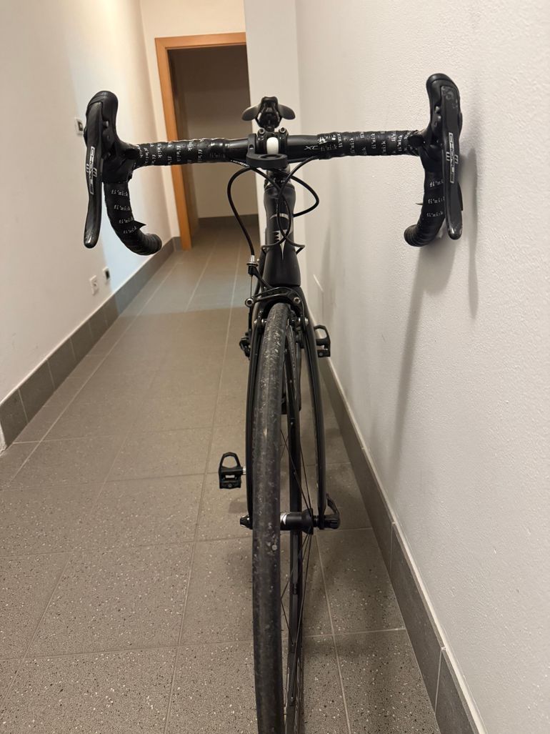 Used Pinarello DOGMA F8 2015 2015 Road & Gravel, Black — image 6 of 10