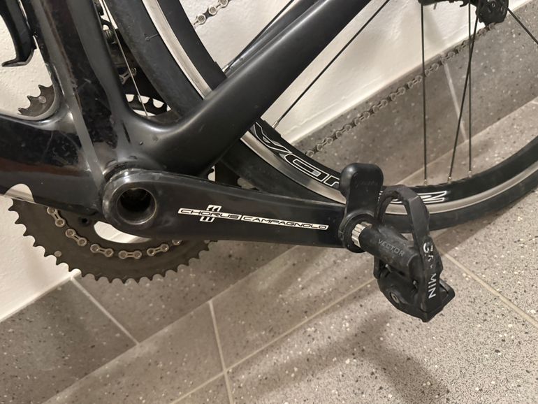 Used Pinarello DOGMA F8 2015 2015 Road & Gravel, Black — image 5 of 10