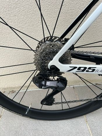 Used Look 795 BladeRS Ultegra Di2 2025 2025 Road & Gravel — image 3 of 4