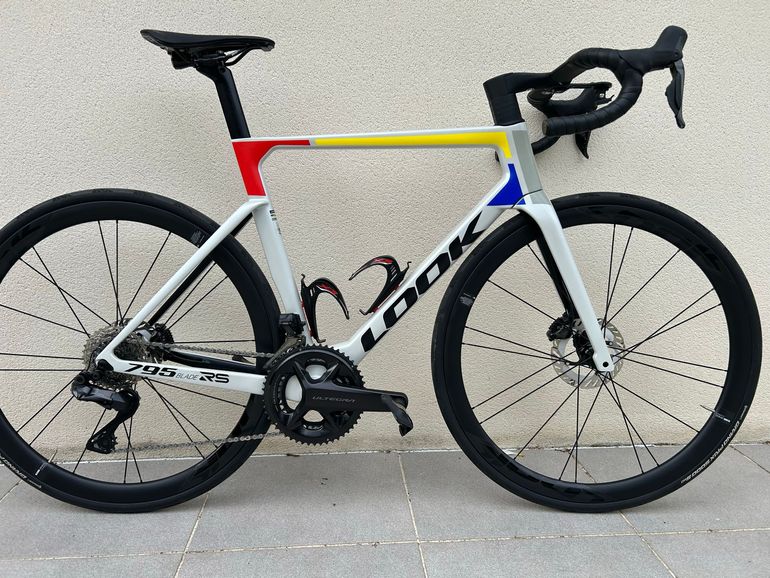 Used Look 795 BladeRS Ultegra Di2 2025 2025 Road & Gravel — image 1 of 4