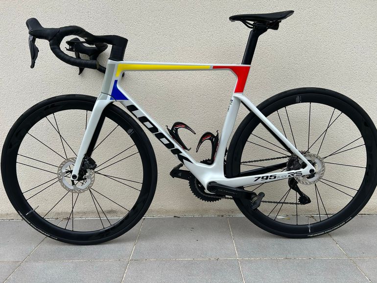 Used Look 795 BladeRS Ultegra Di2 2025 2025 Road & Gravel — image 2 of 4