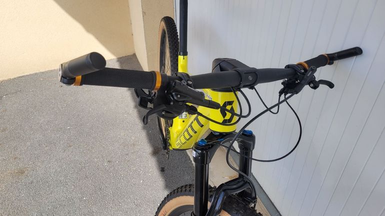 Used Scott Spark RC Comp 2023 2023 Mountainbike — image 7 of 9
