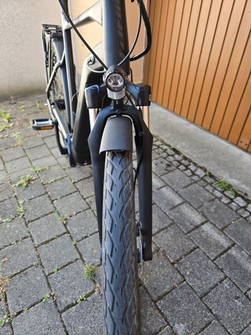 Brugt Giant DailyTour E+ 2, Dash GTS 2022 2022 Urban — billede 4 af 9