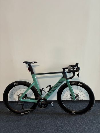 Used Canyon Aeroad CF SLX 8 Di2 2023 2023 Route & Gravel