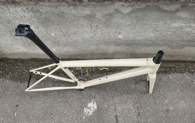 Used Specialized S-Works Aethos Frameset 2022 Frameset 2022 Road & Gravel, Orange — image 4 of 13