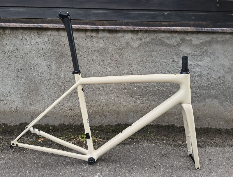 Used Specialized S-Works Aethos Frameset 2022 Frameset 2022 Road & Gravel, Orange — image 1 of 13
