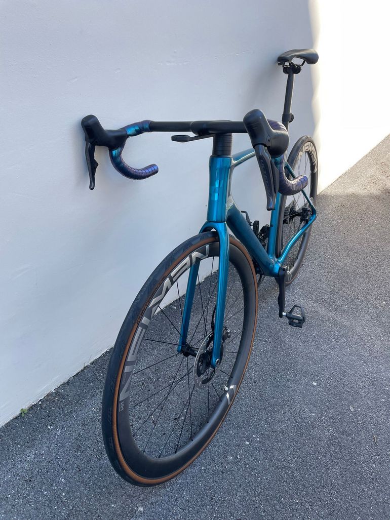 Used CUBE LITENING AIR C:68X SLX 2023 2023 Road & Gravel, Blue — image 5 of 21