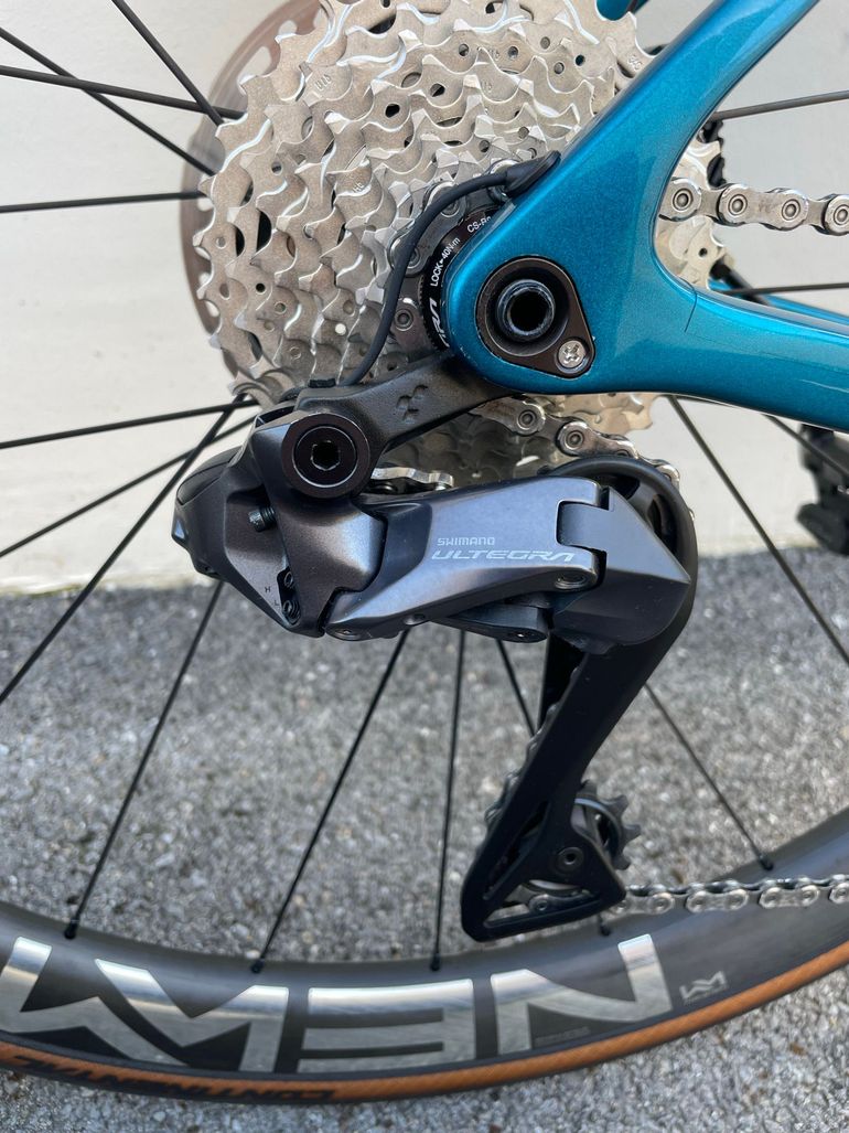 Used CUBE LITENING AIR C:68X SLX 2023 2023 Road & Gravel, Blue — image 8 of 21