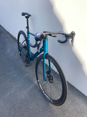 Used CUBE LITENING AIR C:68X SLX 2023 2023 Road & Gravel, Blue — image 4 of 21
