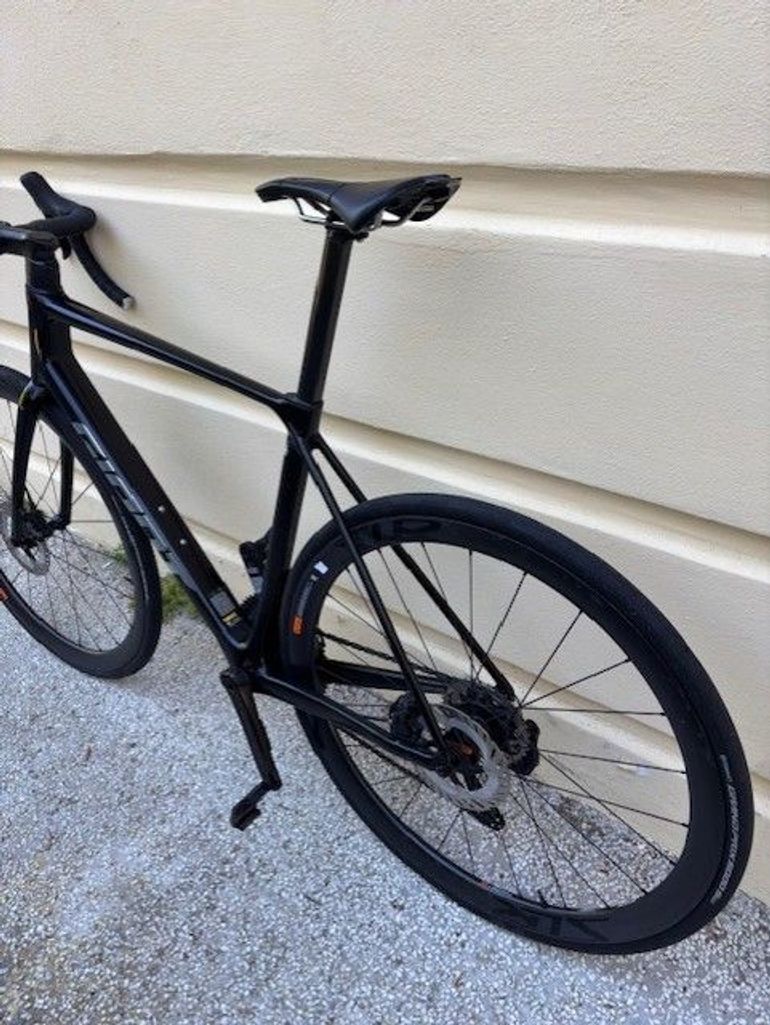 Used Giant TCR Advanced Pro 1 Di2 2025 2025 Road & Gravel — image 11 of 18