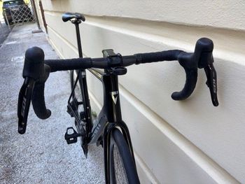 Used Giant TCR Advanced Pro 1 Di2 2025 2025 Road & Gravel — image 6 of 18