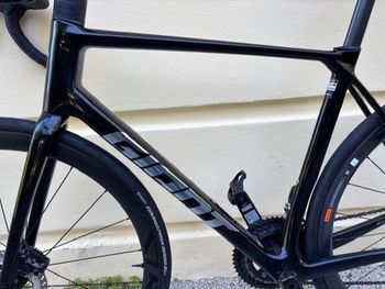 Used Giant TCR Advanced Pro 1 Di2 2025 2025 Road & Gravel — image 8 of 18
