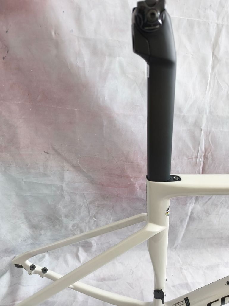 Used Specialized S-Works Tarmac SL7 Frameset 2023 Frameset 2023 Road & Gravel, White — image 3 of 10