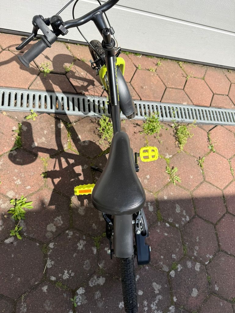 Used B’TWIN 16 Inch KIDS BIKE DARK HERO 500 4-6 YEARS OLD 2024 2024 Youth, Schwarz — image 5 of 6