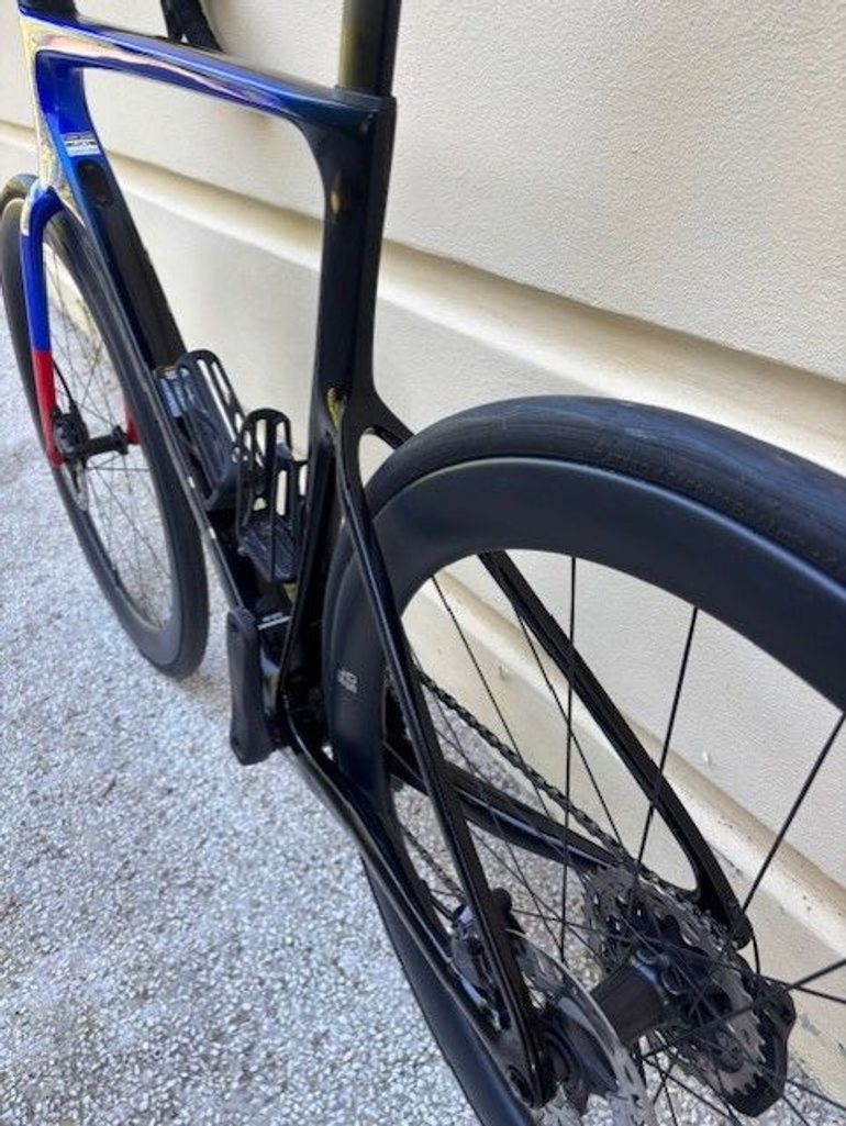 Used Cannondale SuperSix EVO Hi-MOD 2 2023 2023 Road & Gravel, Blue — image 13 of 15