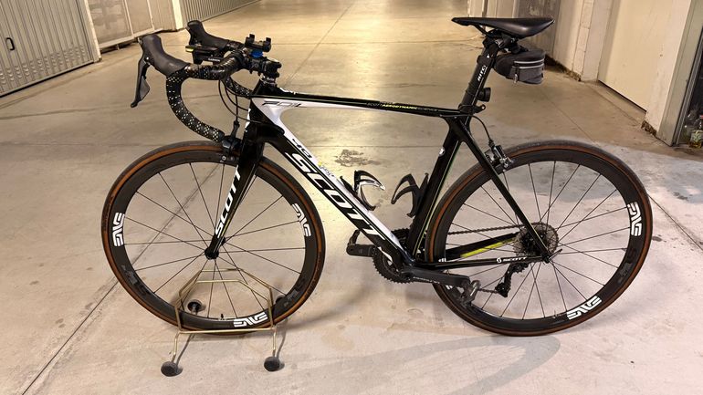 Used Scott Foil 20 2017 2017 Road & Gravel, Black — image 2 of 6