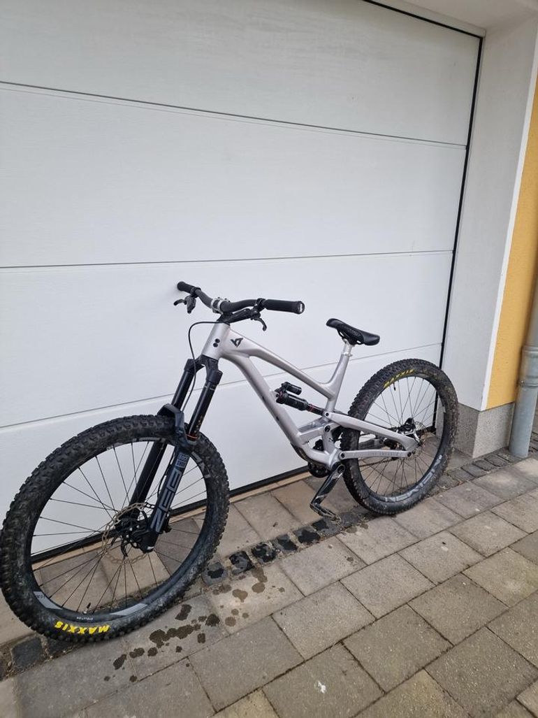 Used YT Industries YT Capra Core 1 2021 Gr L 2021 Mountainbike — image 15 of 15
