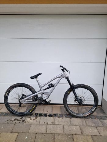 Used YT Industries YT Capra Core 1 2021 Gr L 2021 Mountainbike — image 13 of 15