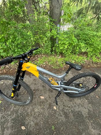 Used YT Industries YT Tues Uncaged 11 2023 XL 2023 Mountainbike, Light Gray — image 5 of 7