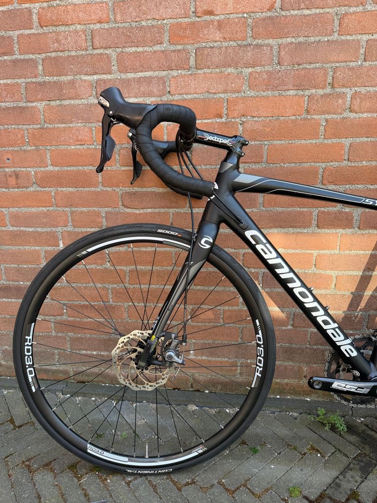 Used Cannondale Synapse Disc 105 2022 2022 Road & Gravel, Black — image 2 of 16