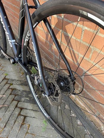 Used Cannondale Synapse Disc 105 2022 2022 Road & Gravel, Black — image 9 of 16