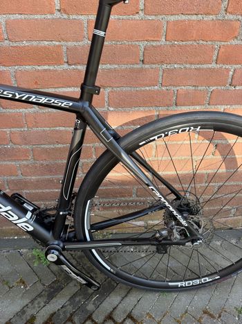 Used Cannondale Synapse Disc 105 2022 2022 Road & Gravel, Black — image 3 of 16