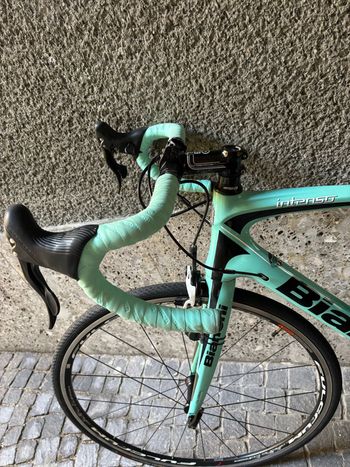 Used Bianchi Intenso Veloce Compact 2014 2014 Road & Gravel, Green — image 7 of 12