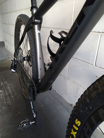 Used Trek Procaliber 9.8 SL 2018 2018 Mountainbike, Light Gray, 27.5, 29 — image 4 of 6