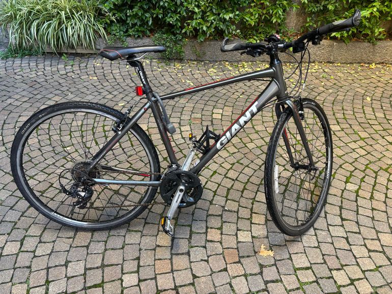 Used Giant Escape 0 2013 2013 Urban, Light Gray — image 11 of 11