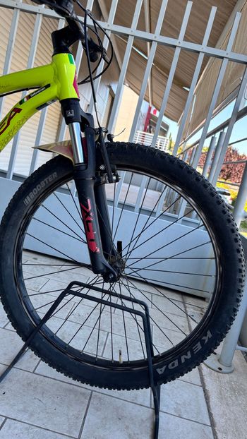 Used Orbea Mx Shimano Altus 2023 Mountainbike, Green — image 3 of 5