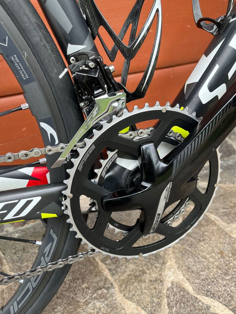 Used Specialized Tarmac Shimano 105 2019 Road & Gravel — image 3 of 13